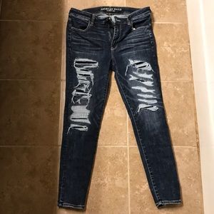 American eagle “destroyed” hi-rise Jegging size 14
